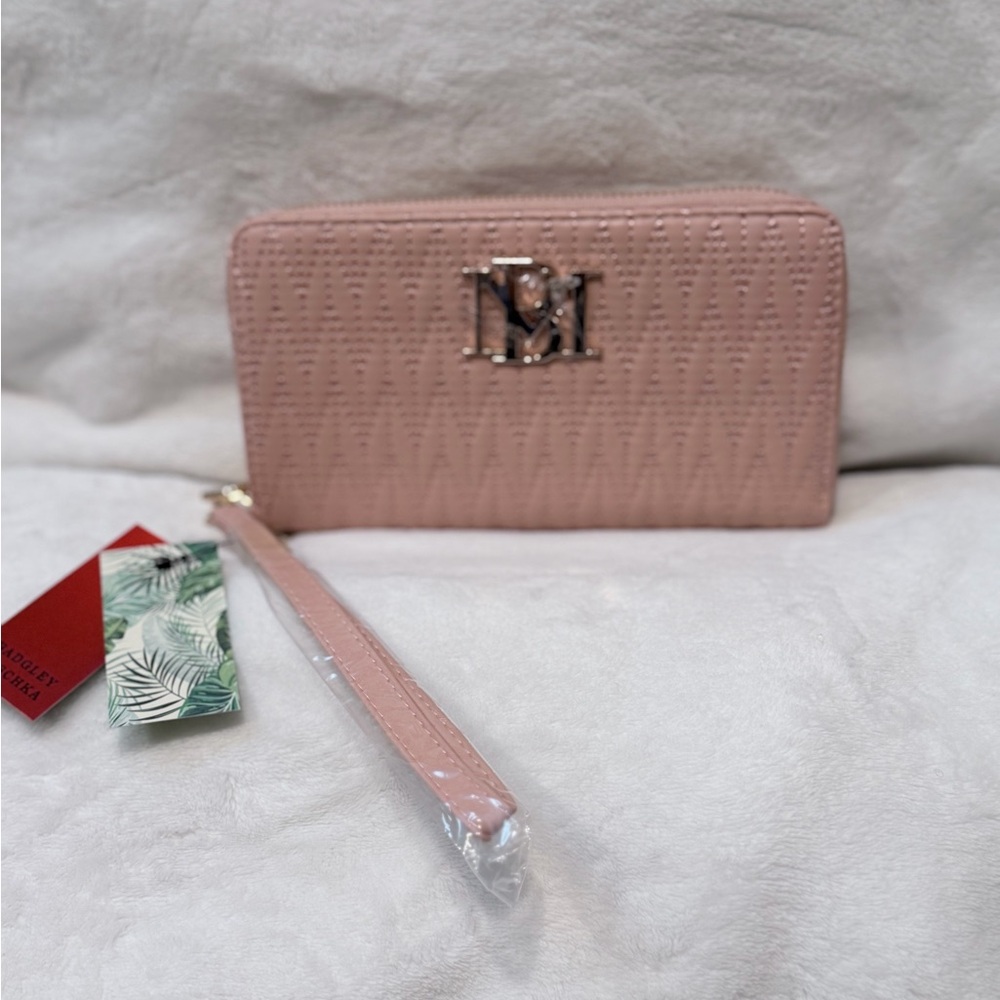 Badgley Mischka Blush Pink Wallet w/Phone Holder
